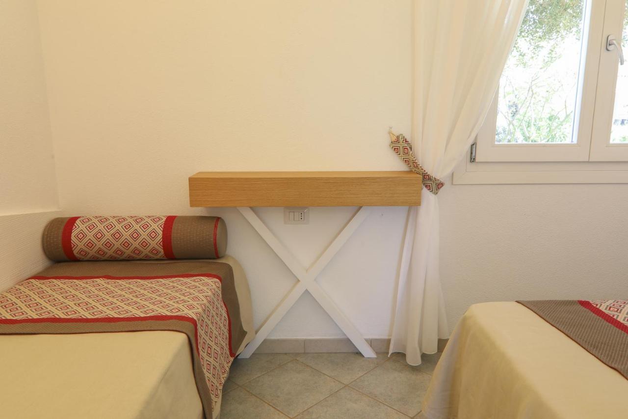 Limone Beach Resort Castiadas Exterior foto