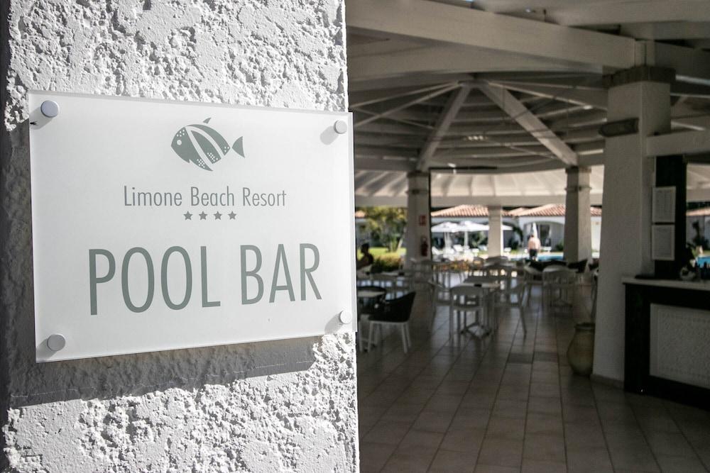 Limone Beach Resort Castiadas Exterior foto